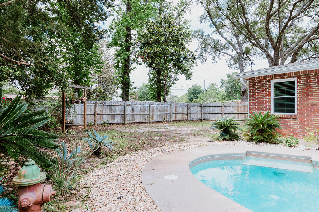 Mid Pines - Residential