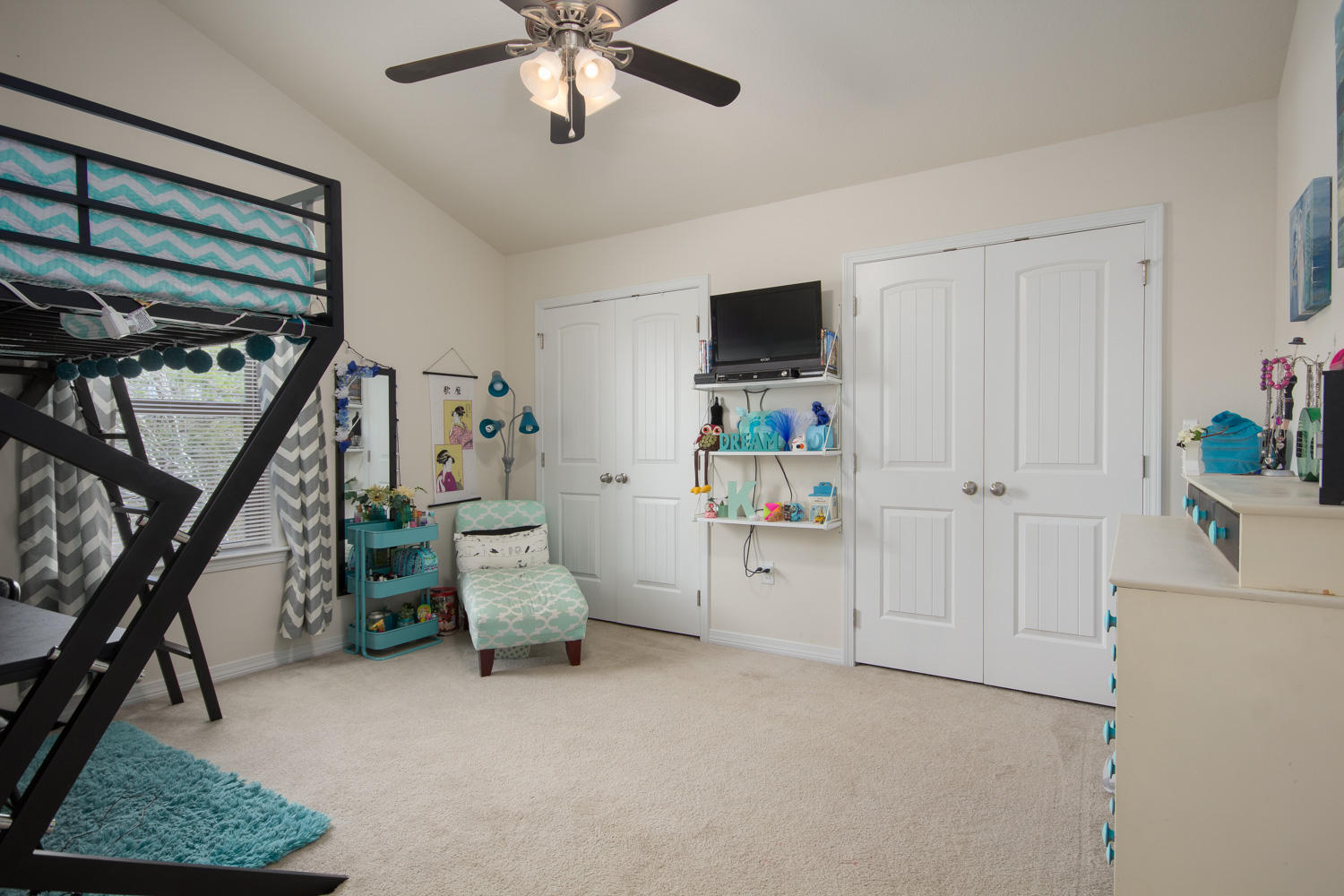 NAVARRE S/D 2ND ADDN - Residential