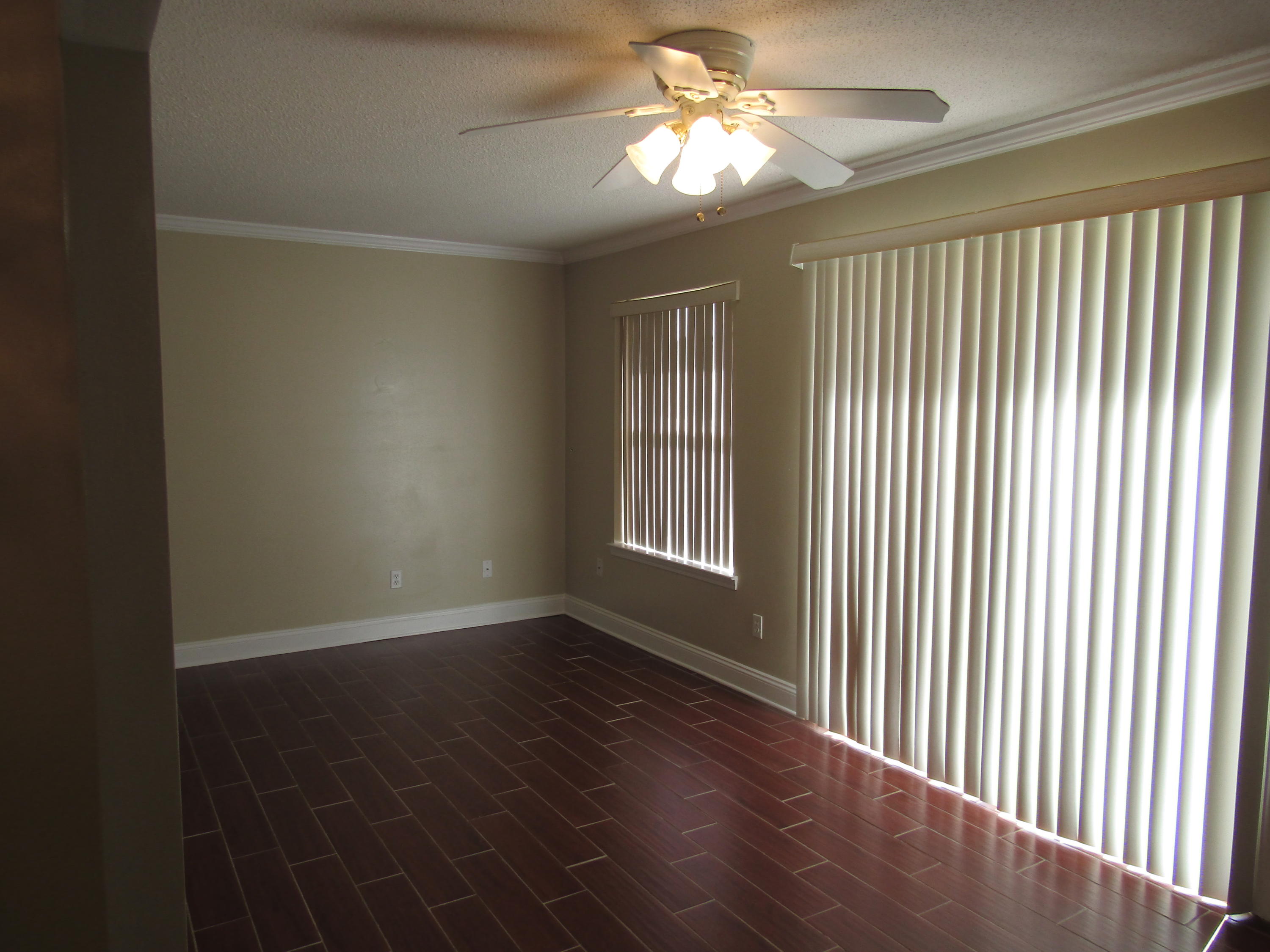 NORTHVIEW ESTATES 7TH ADDN - Residential