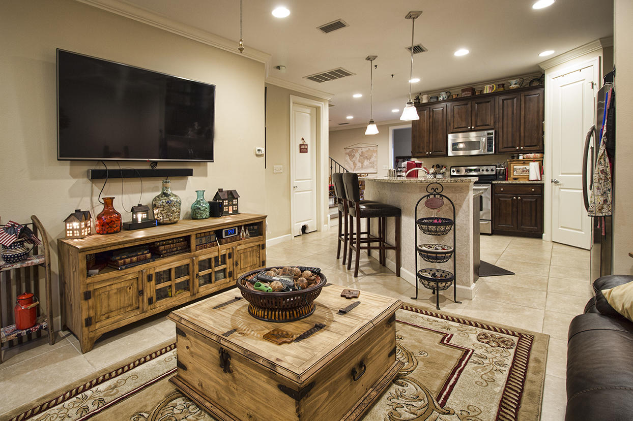 MARINA LANDING - Residential