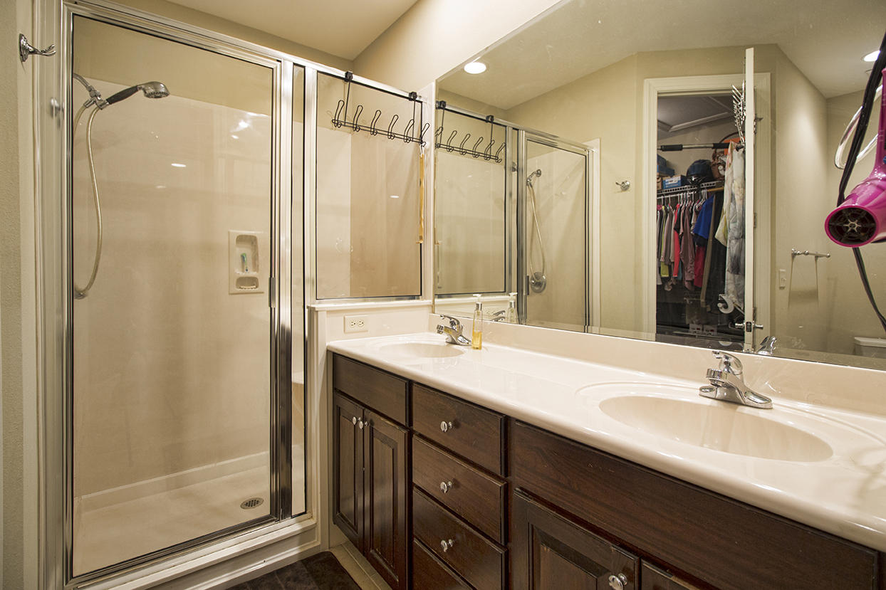 MARINA LANDING - Residential