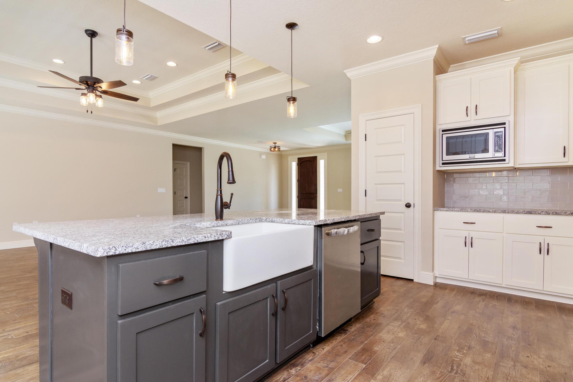 HOMEWOOD EST - Residential