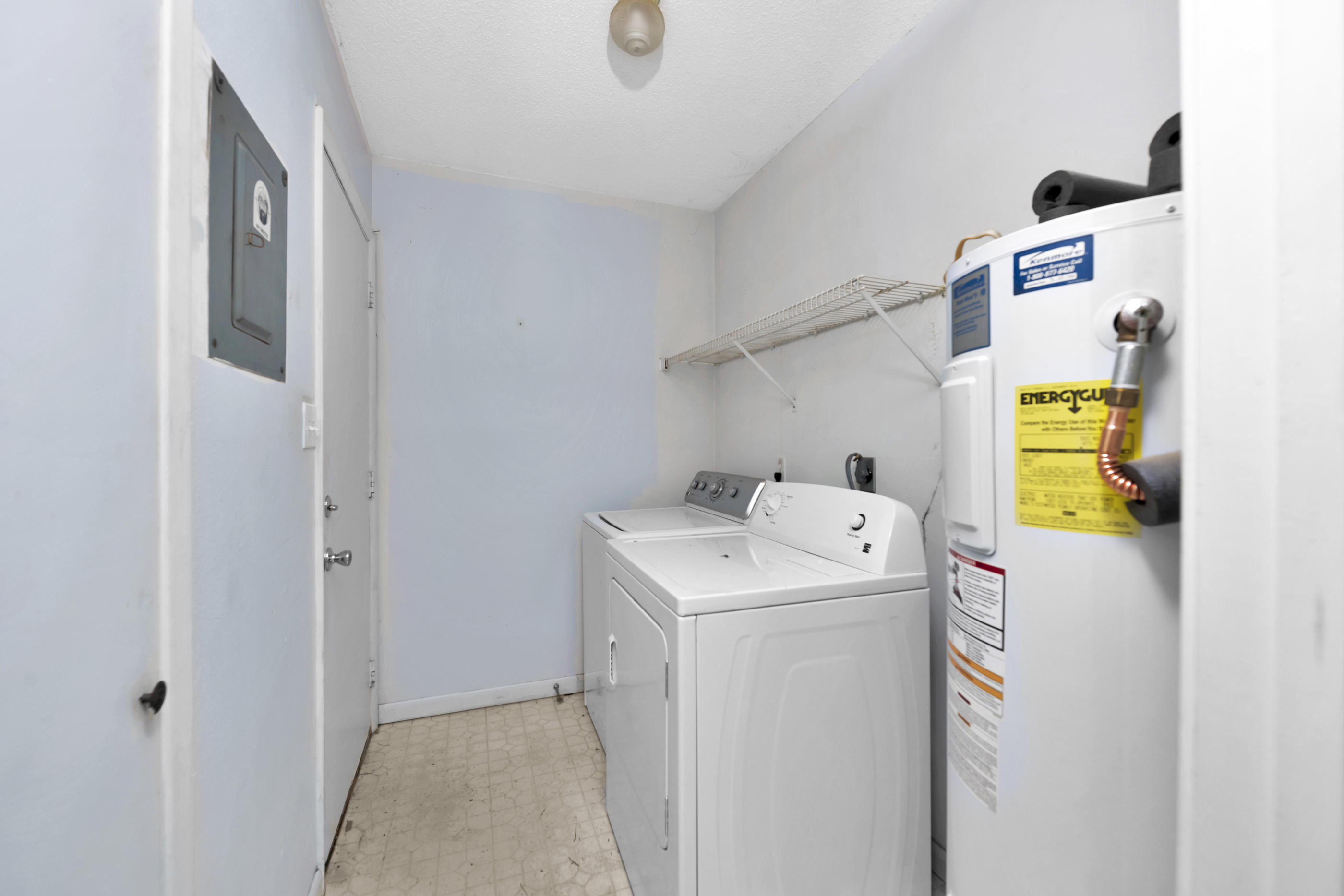 HIDDEN TRAILS PH 1 - Residential