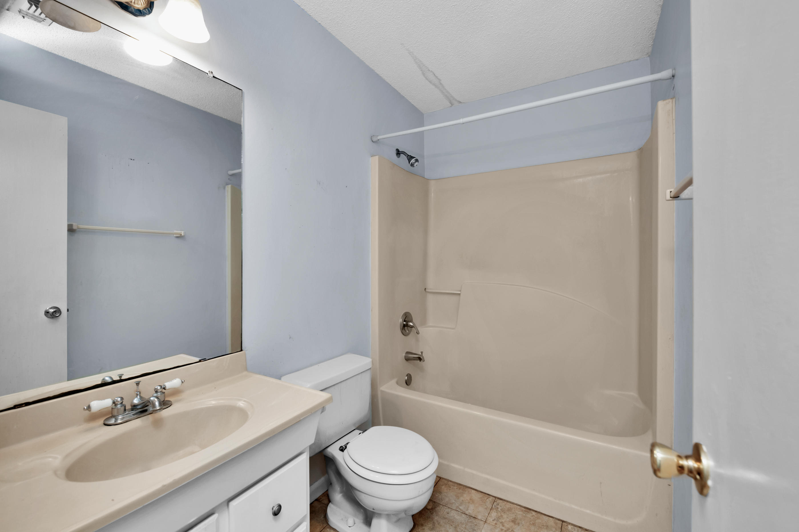 HIDDEN TRAILS PH 1 - Residential