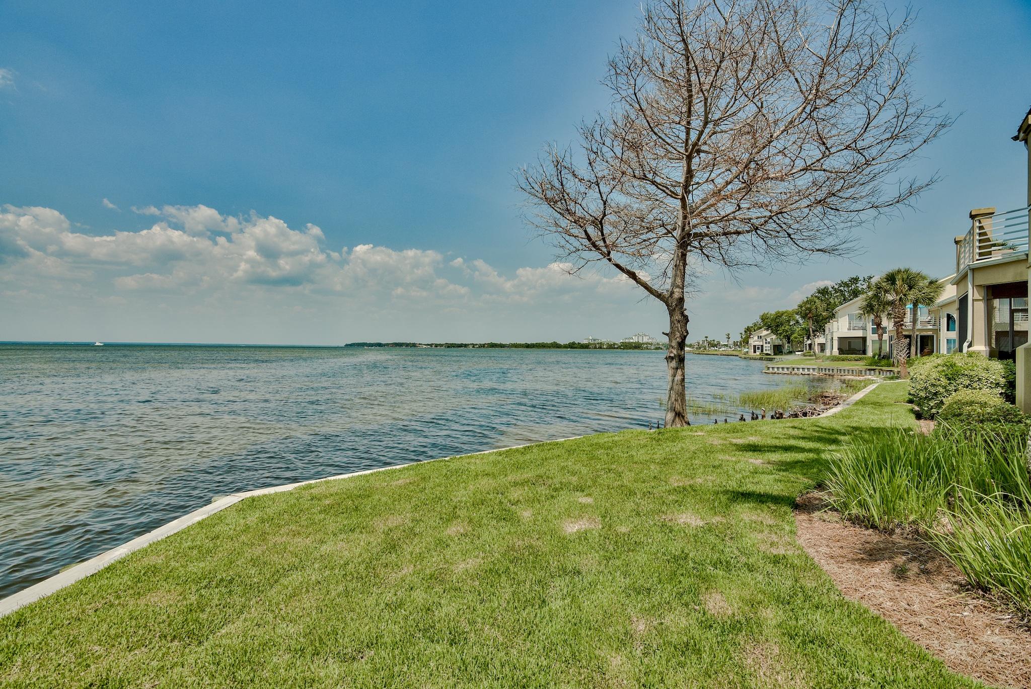 NORTHSHORE - Residential