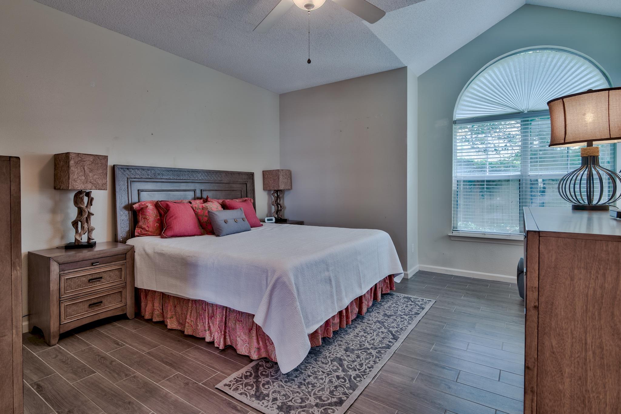 NORTHSHORE - Residential