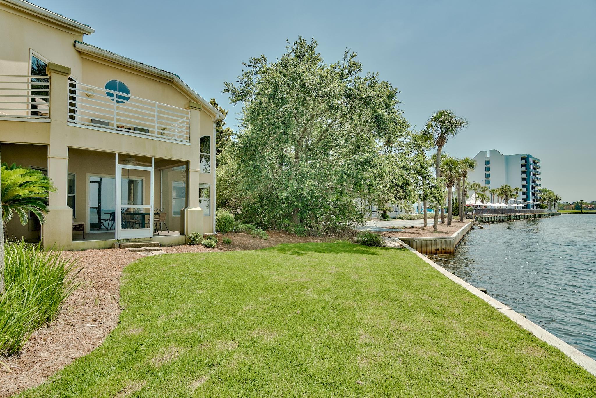 NORTHSHORE - Residential