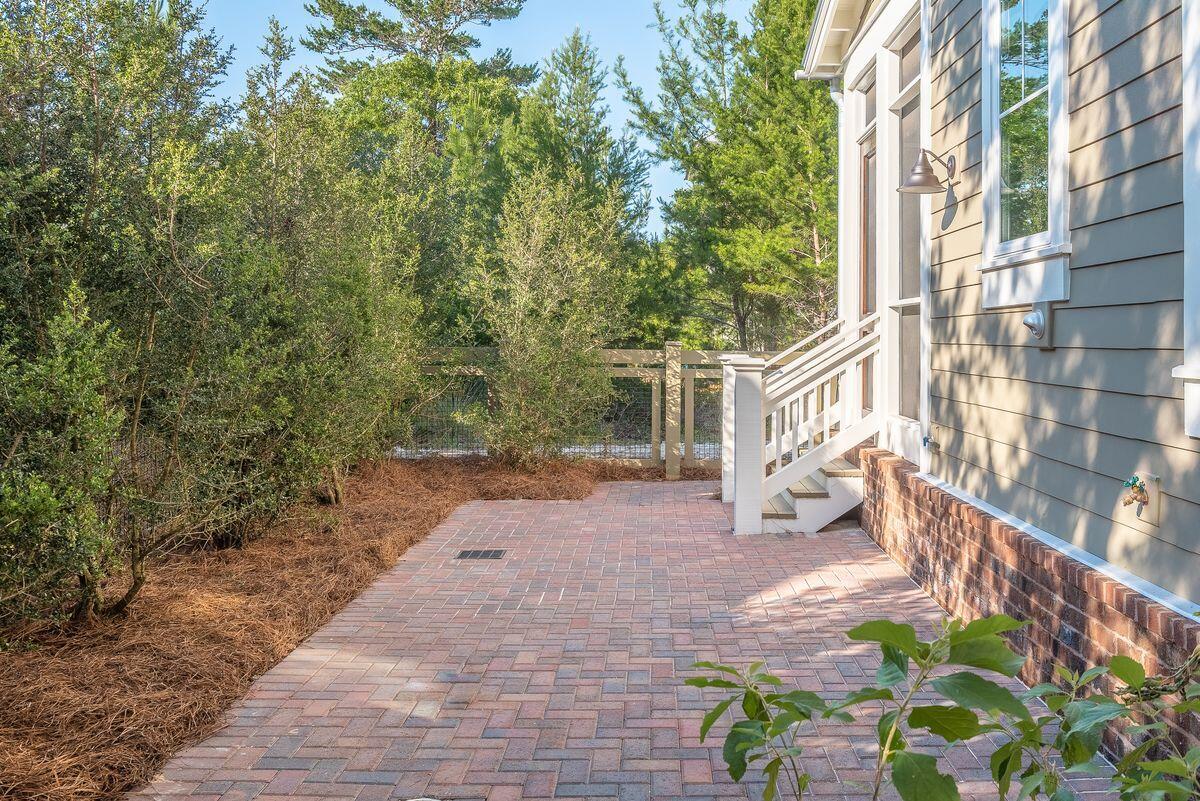 FOREST LAKES - Residential