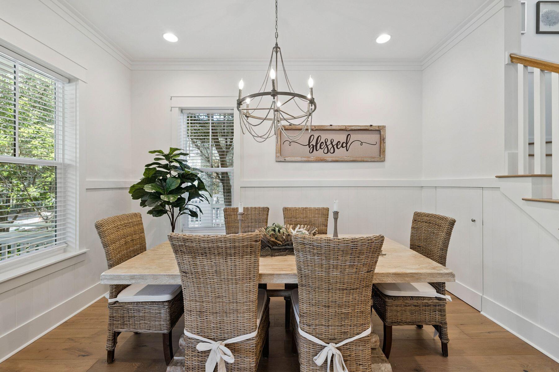 FOREST LAKES - Residential