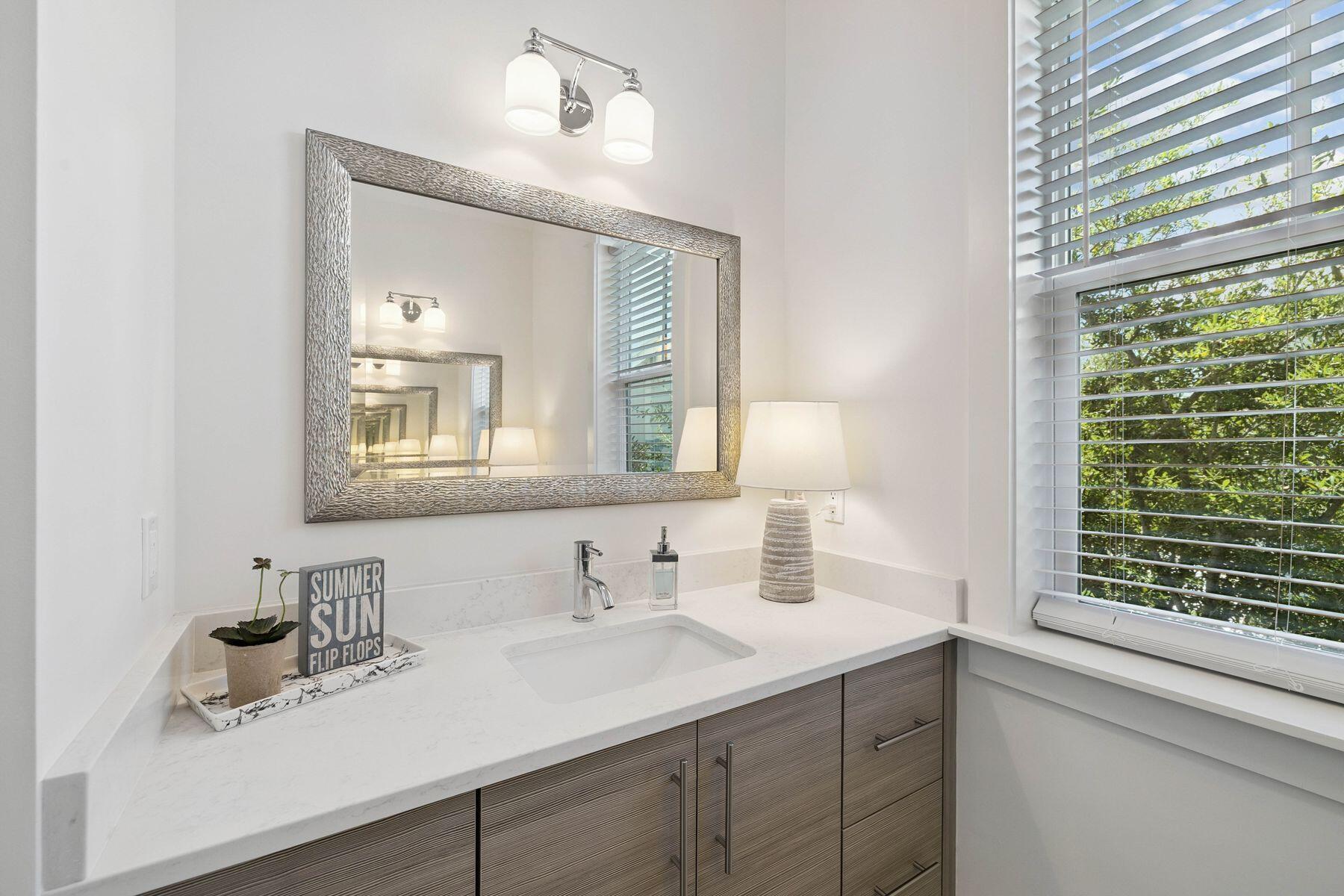 FOREST LAKES - Residential