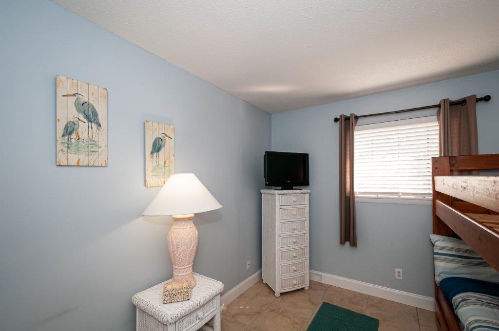 SEASCAPE CONDO GARDEN VILLA - Residential