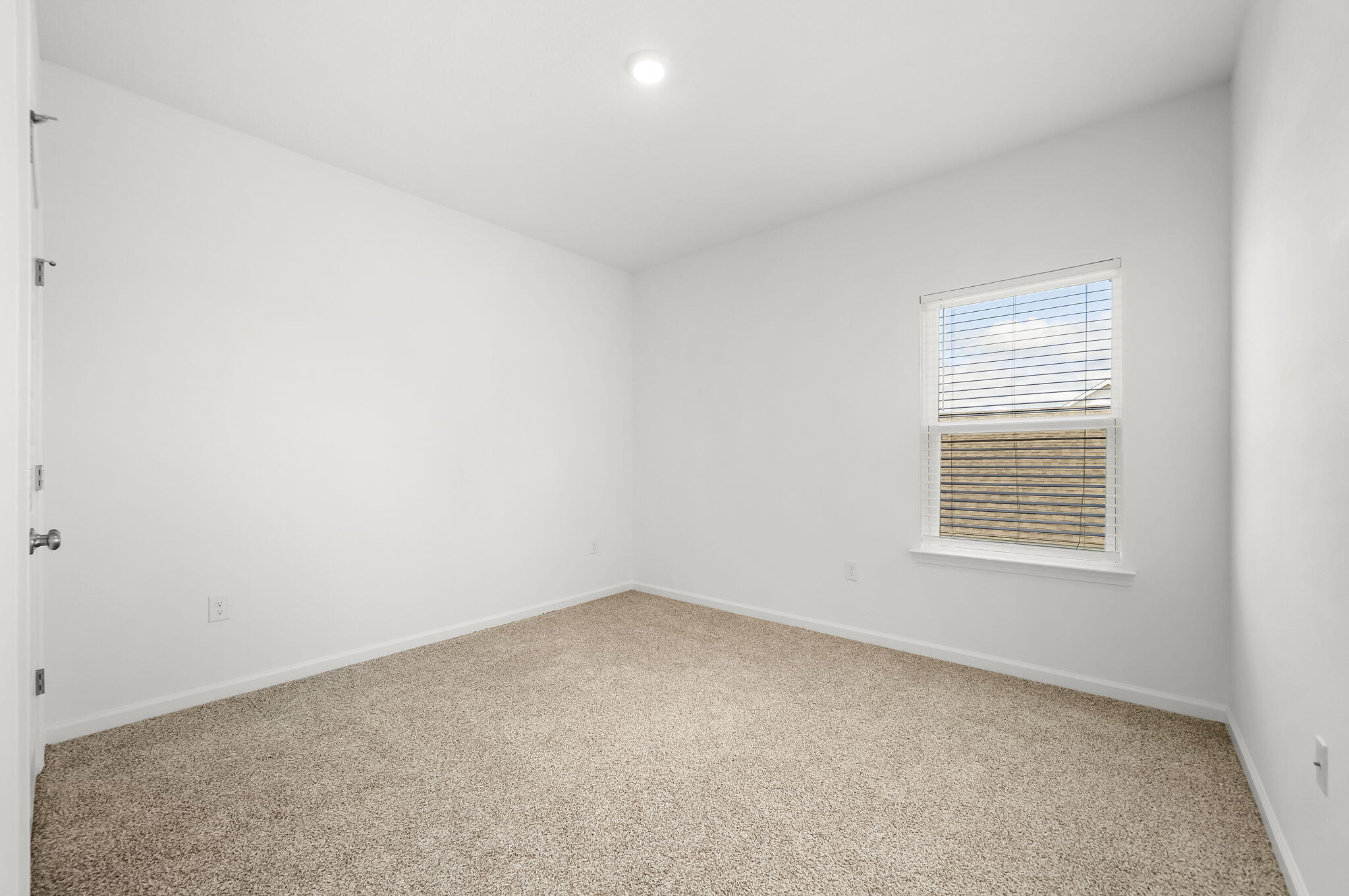 OWL'S HEAD - Residential Lease