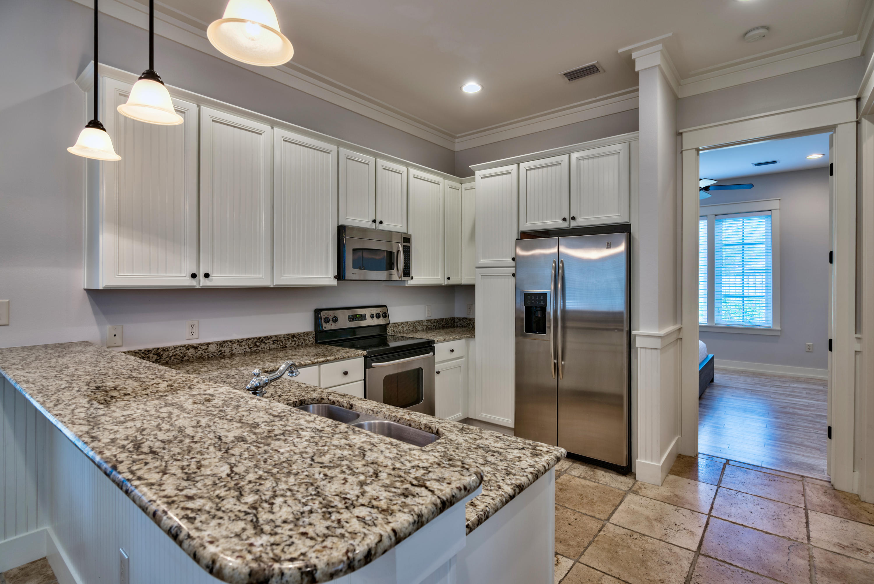 BUNGALOS AT SANDESTIN - Residential