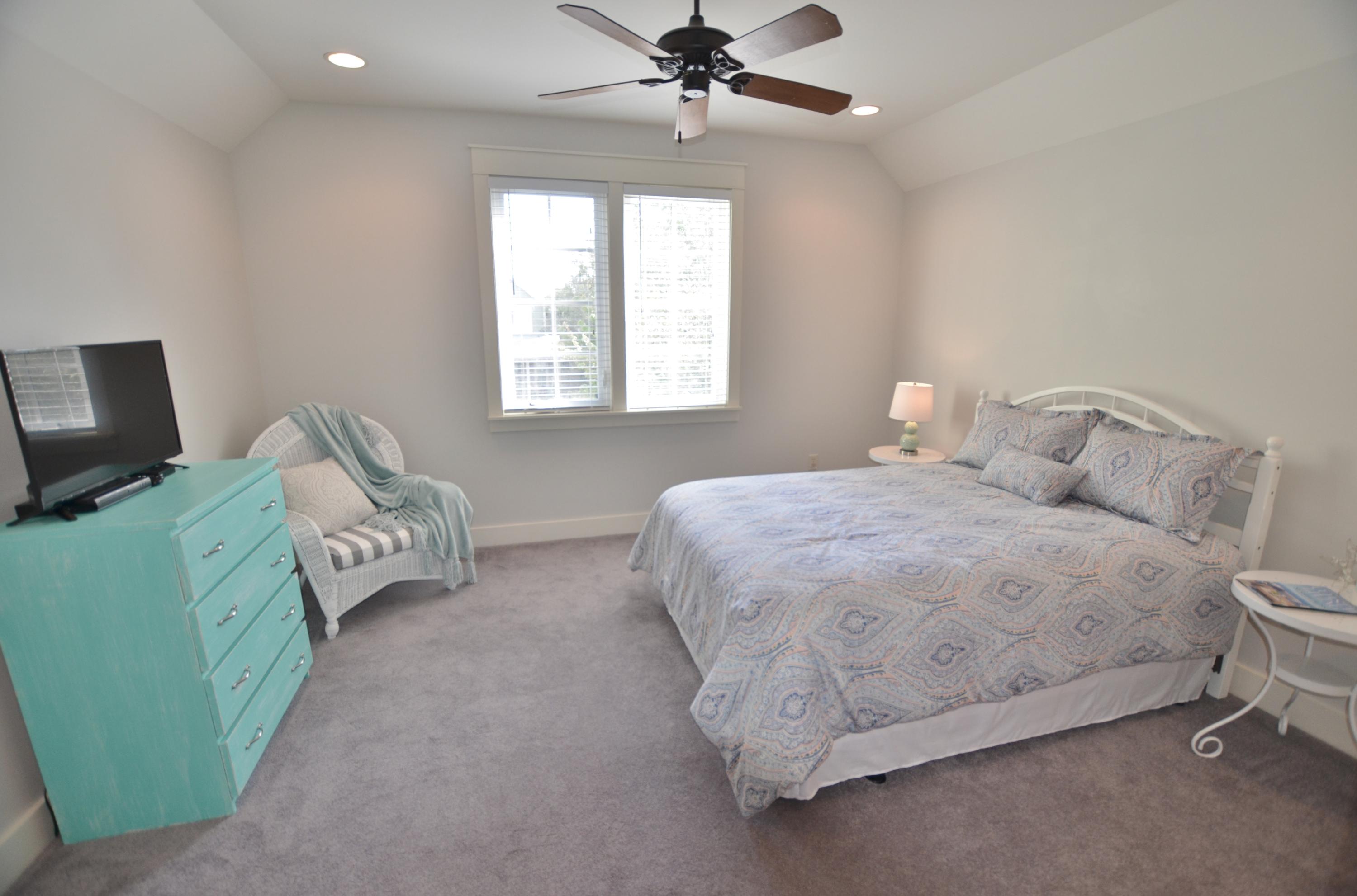 BUNGALOS AT SANDESTIN - Residential