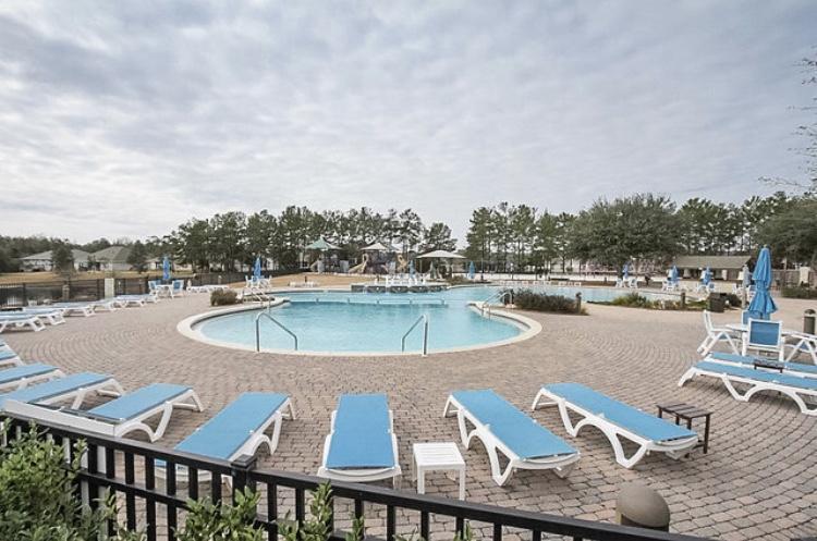 HAMMOCK BAY - Residential