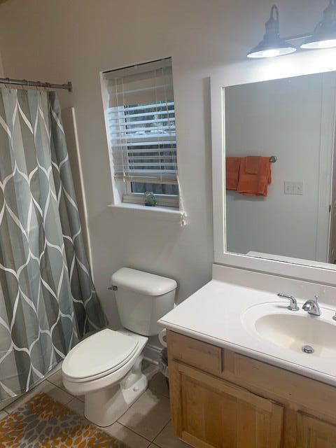 LAGUNA BEACH ESTATES 2ND ADDN - Residential