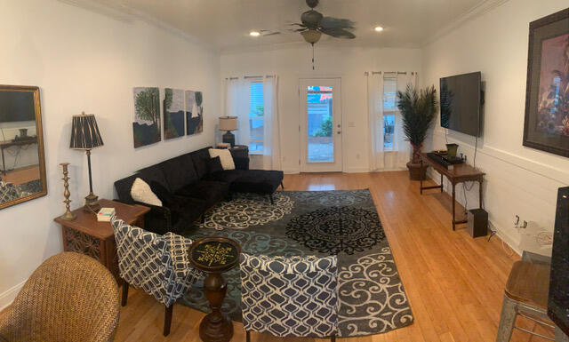 LAGUNA BEACH ESTATES 2ND ADDN - Residential