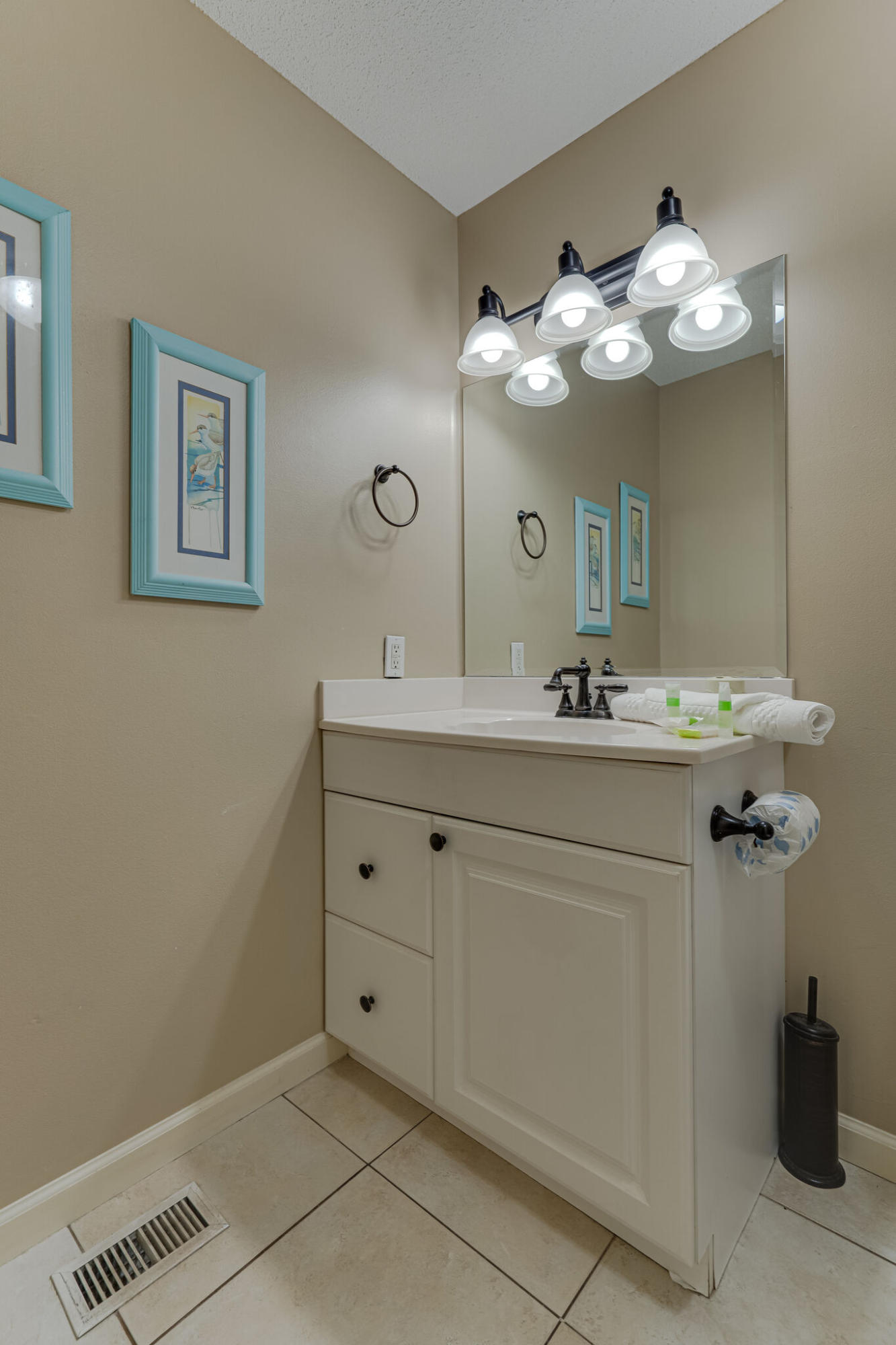 WOODLAND SHORES T/H PH IV - Residential