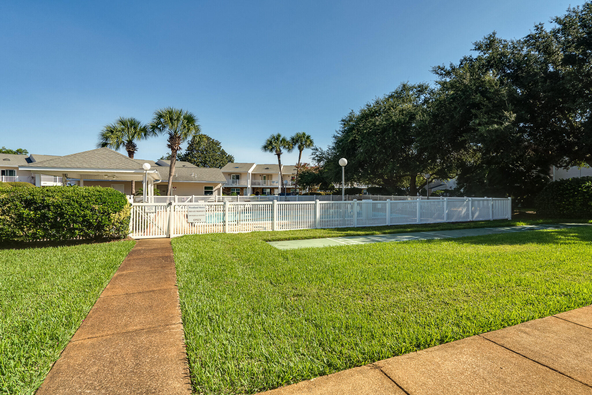 WOODLAND SHORES T/H PH IV - Residential