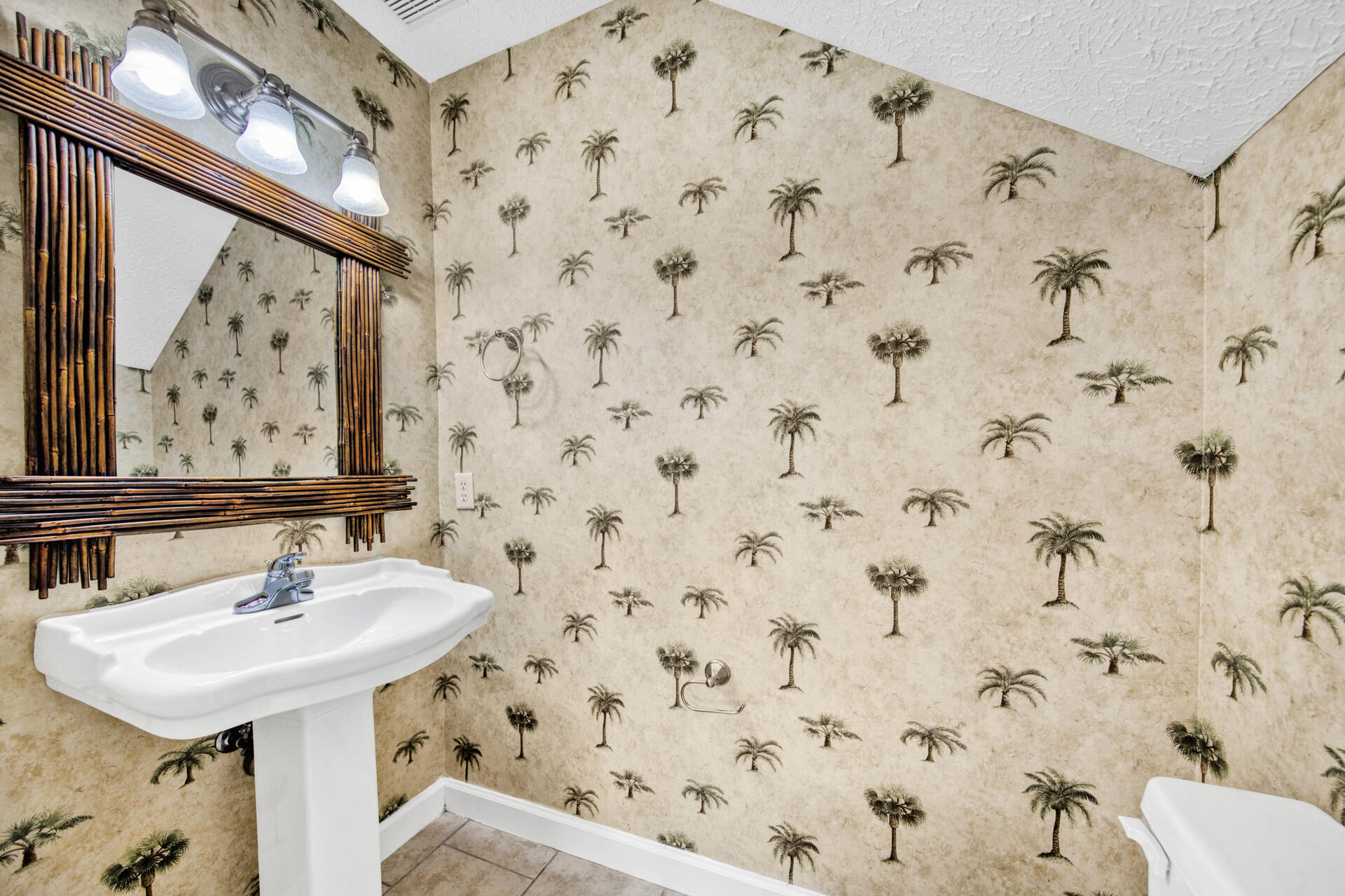 TREASURE COVE - Residential