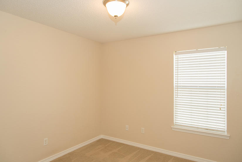 VICTORIA PARK - Residential Lease