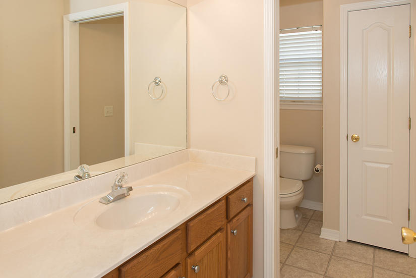 VICTORIA PARK - Residential Lease