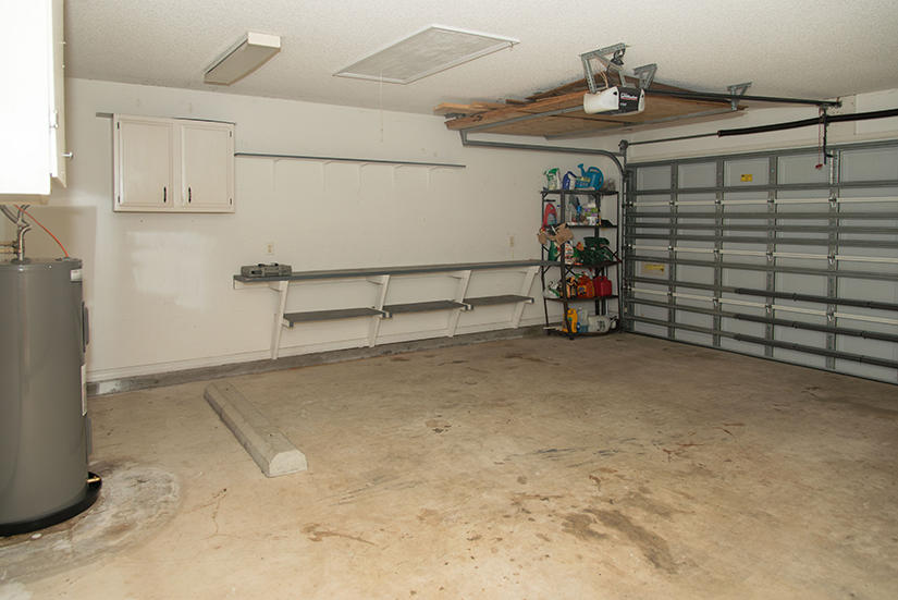 VICTORIA PARK - Residential Lease