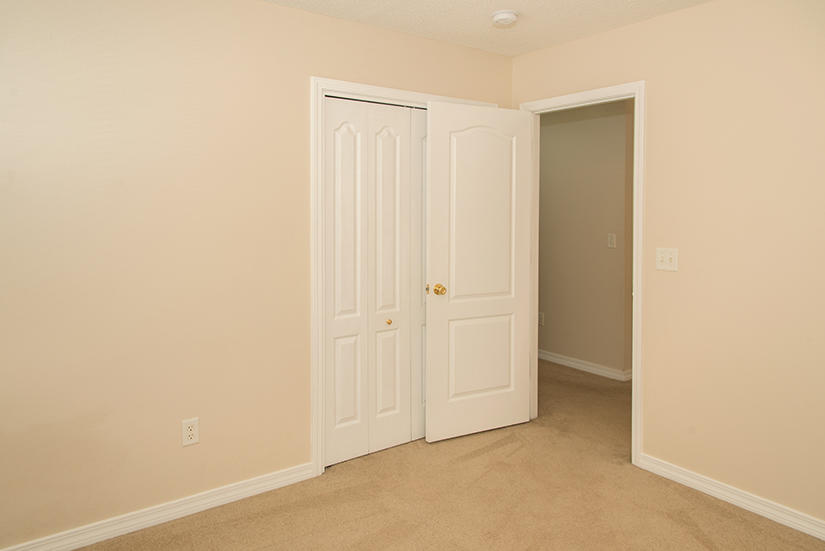 VICTORIA PARK - Residential Lease