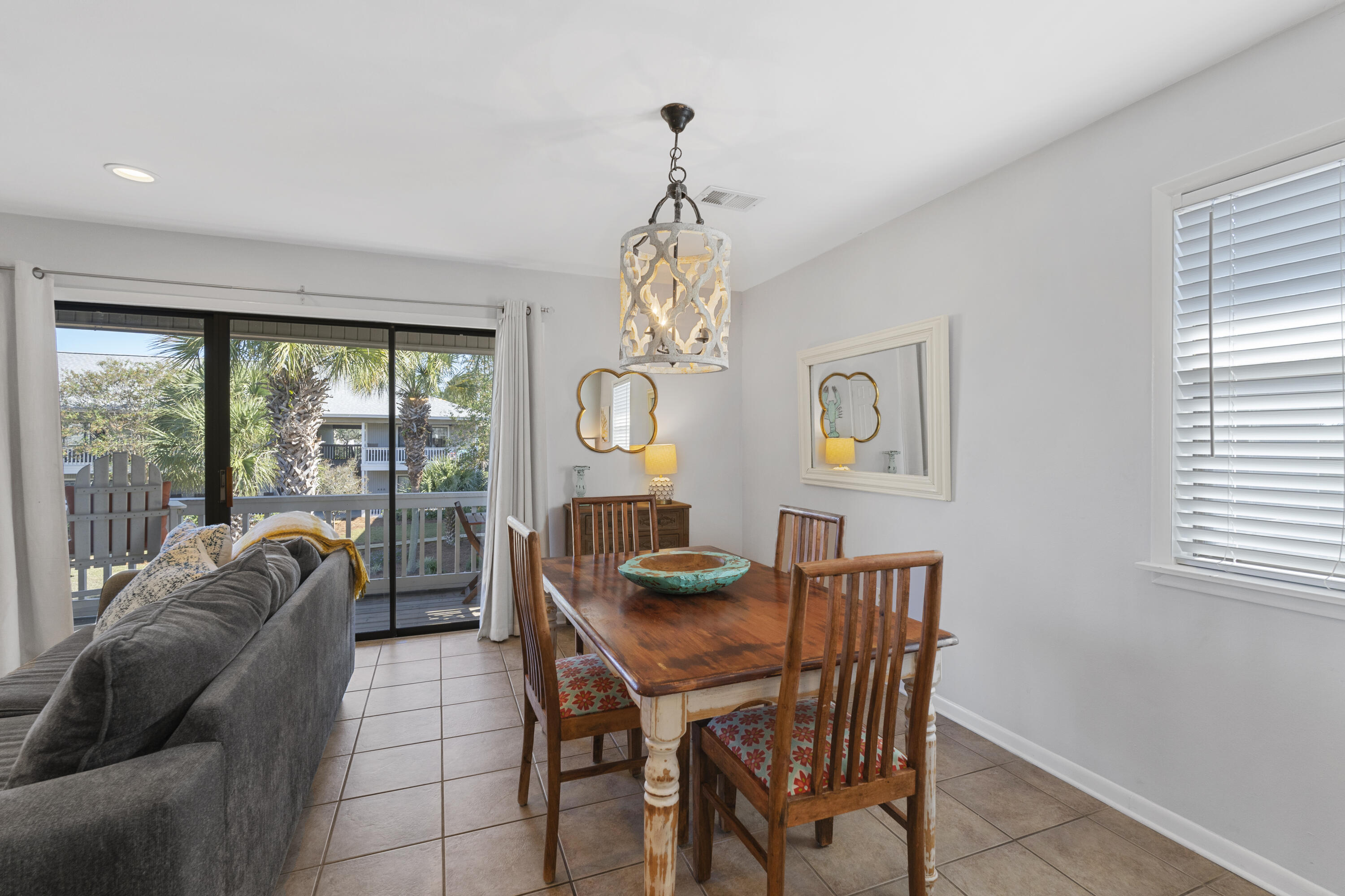 BEACHWOOD VILLAS CONDO - Residential