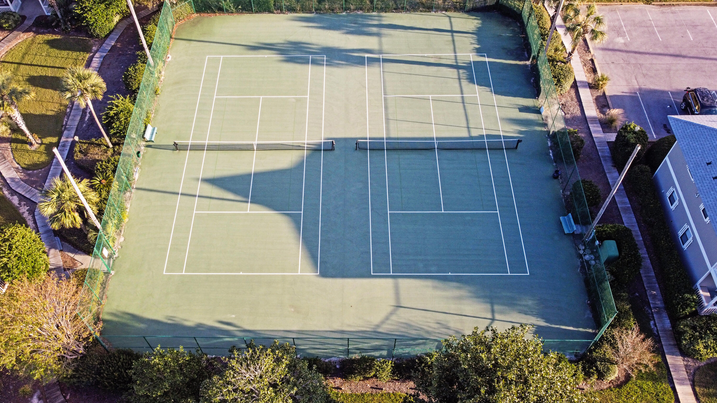 BEACHWOOD VILLAS CONDO - Residential