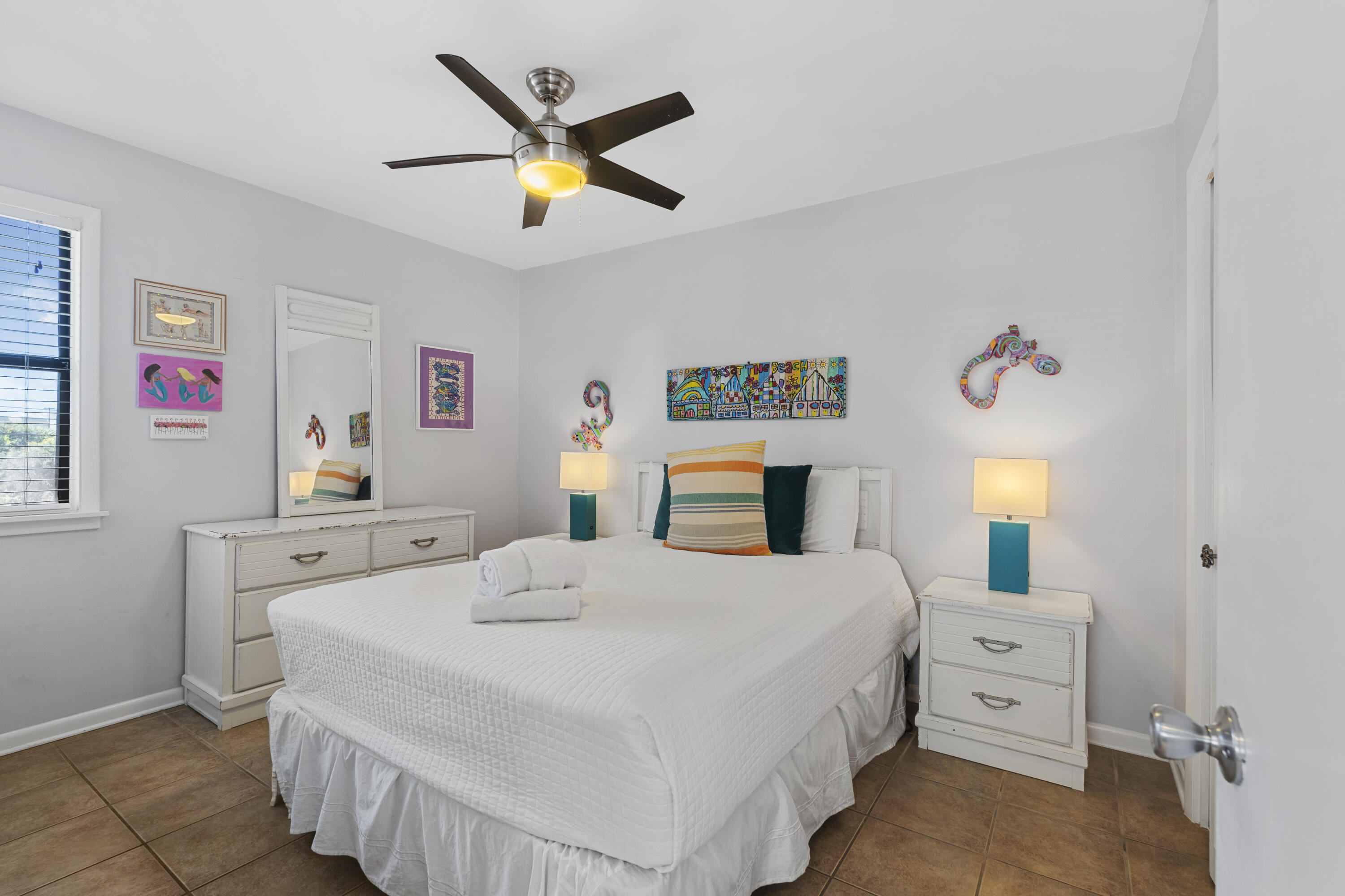 BEACHWOOD VILLAS CONDO - Residential