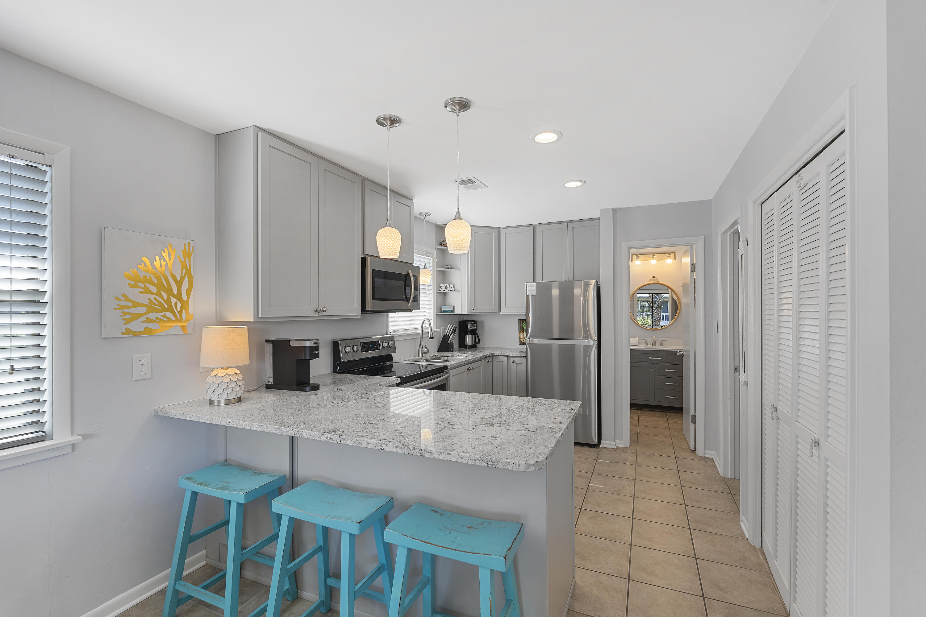 BEACHWOOD VILLAS CONDO - Residential