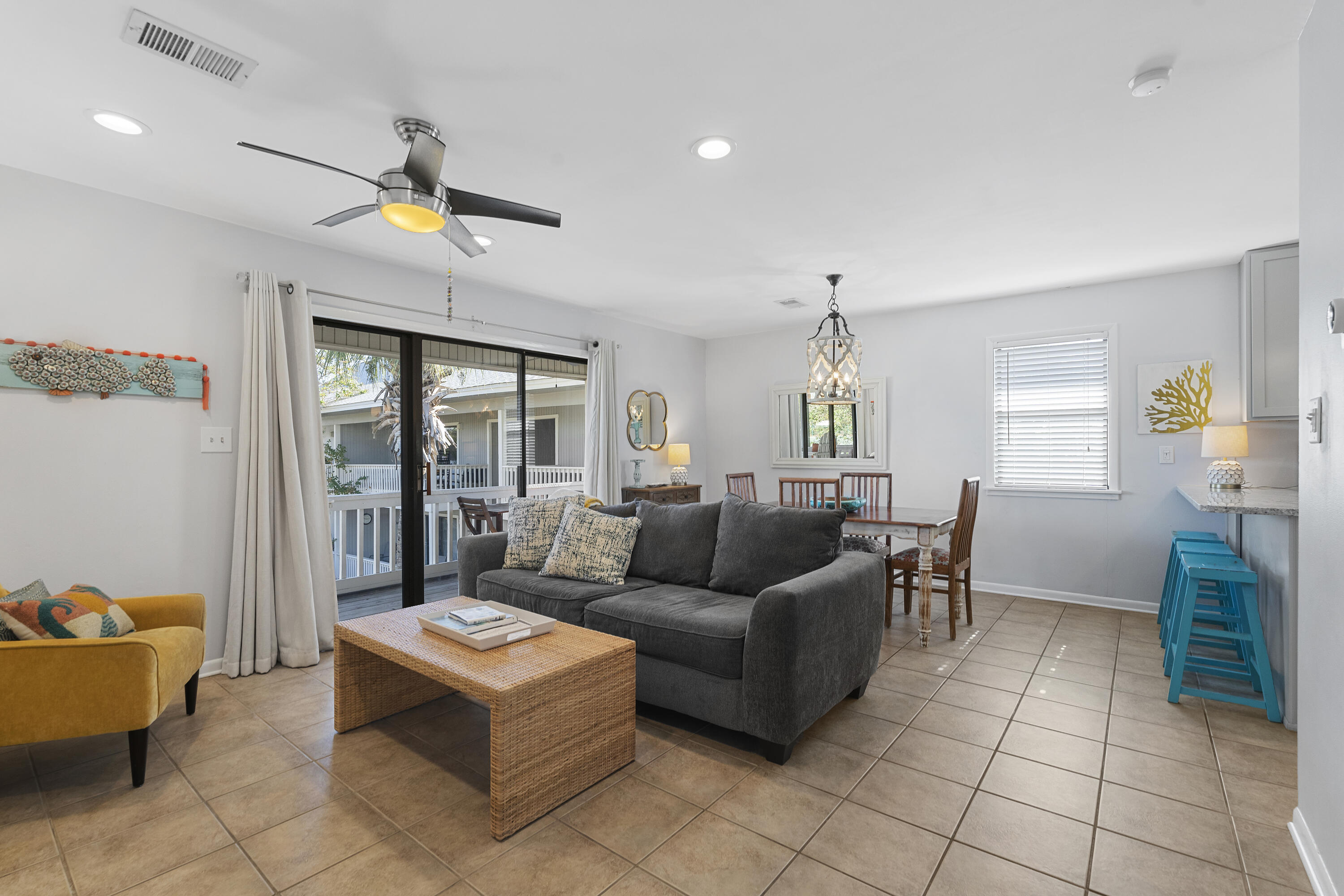 BEACHWOOD VILLAS CONDO - Residential