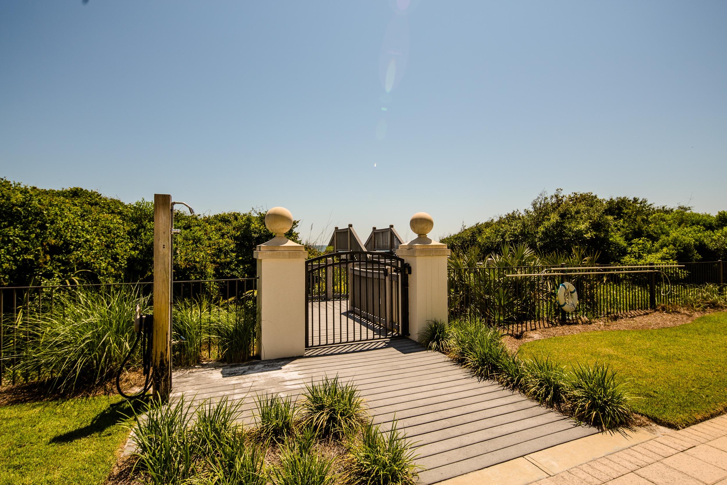 PARK PLACE ON SEAGROVE BEACH#402 - Residential