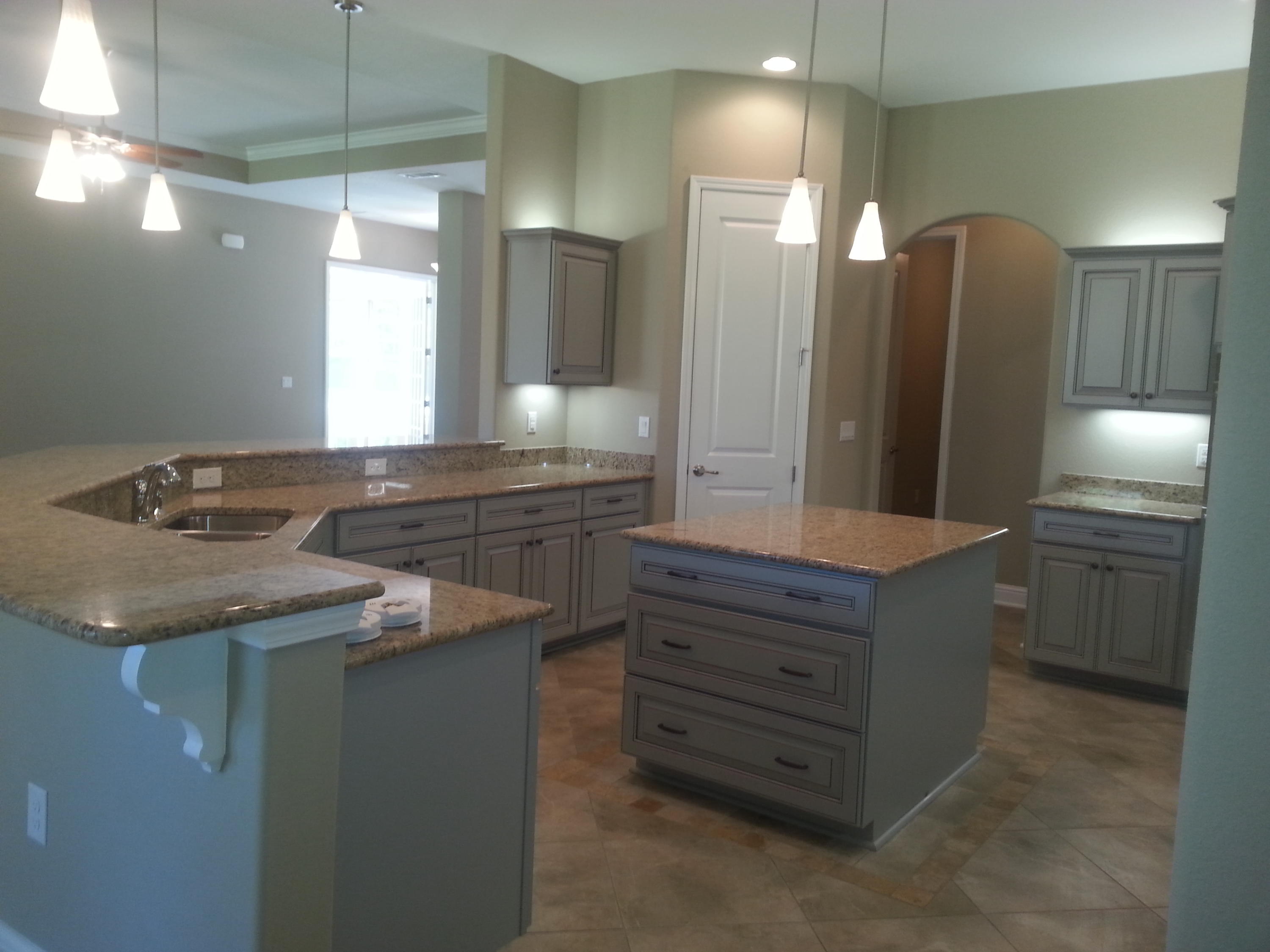 HOLLEY BY THE SEA - Residential