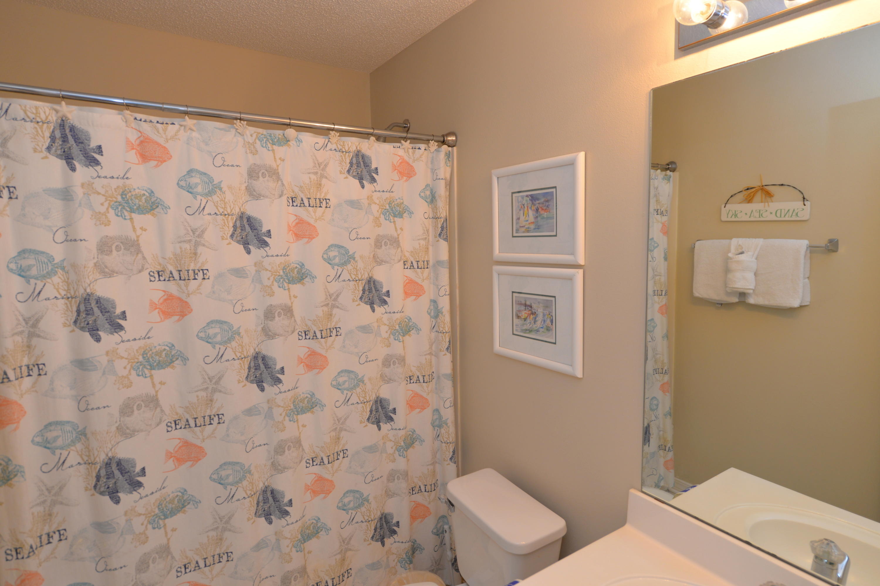 MARAVILLA CONDO 3 - Residential