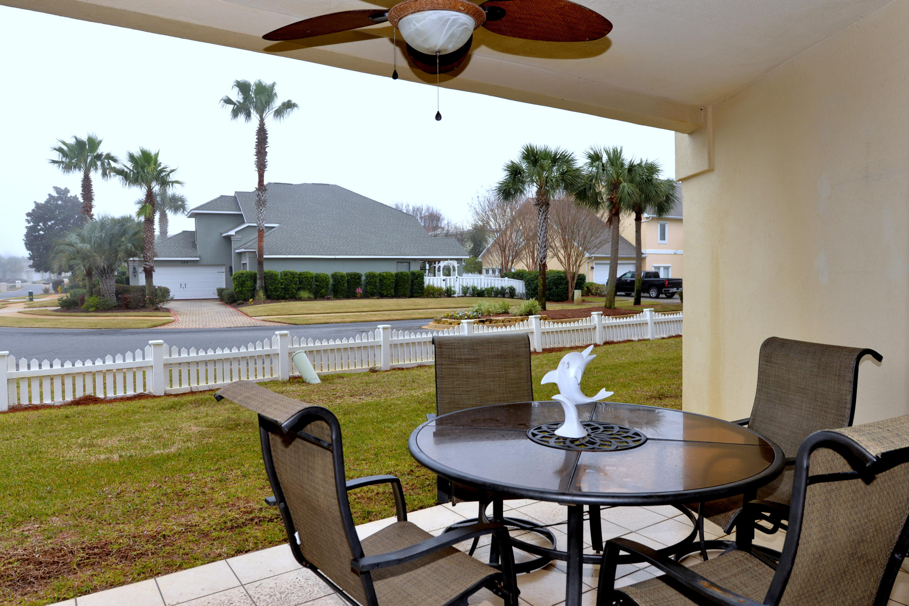 MARAVILLA CONDO 3 - Residential