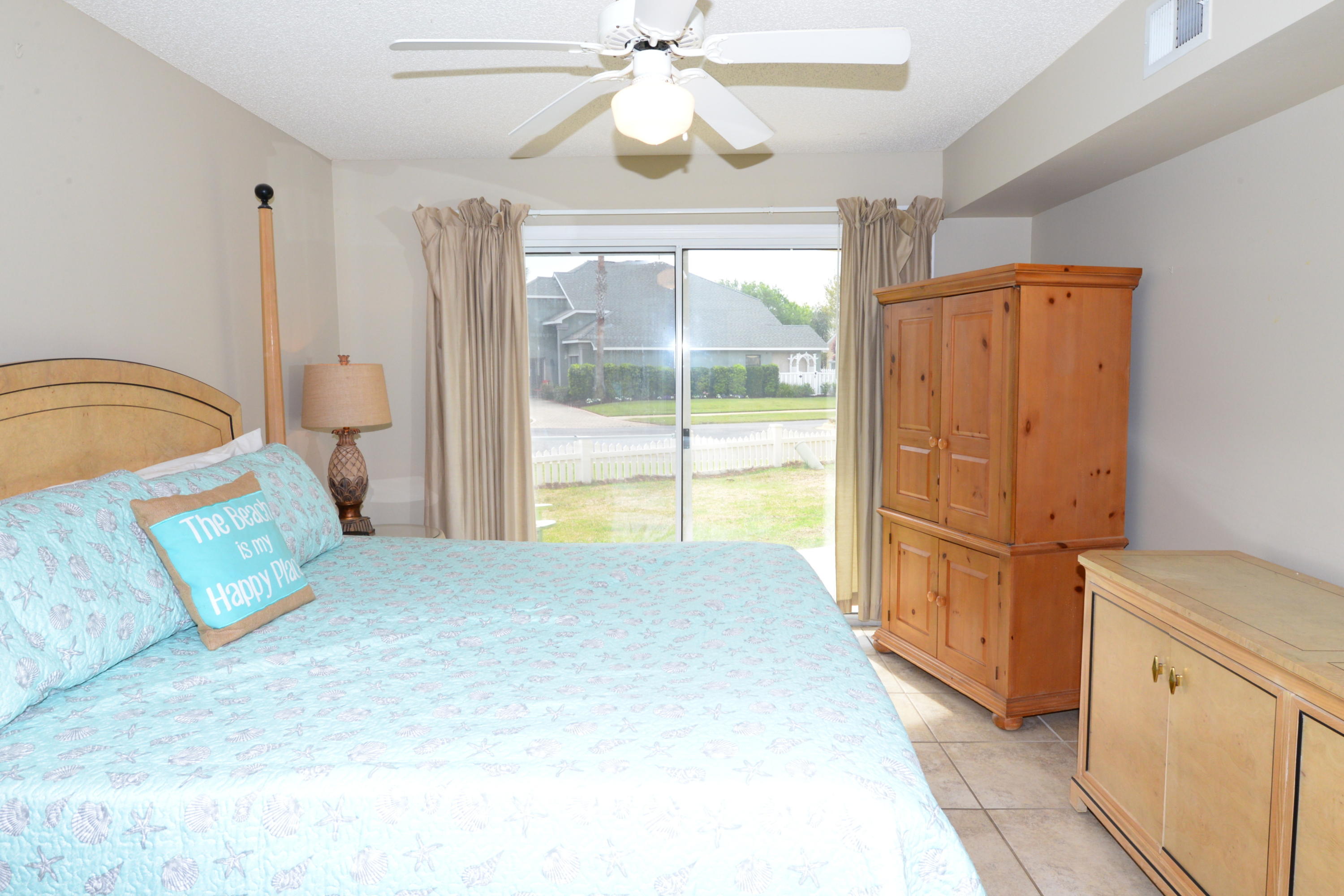 MARAVILLA CONDO 3 - Residential