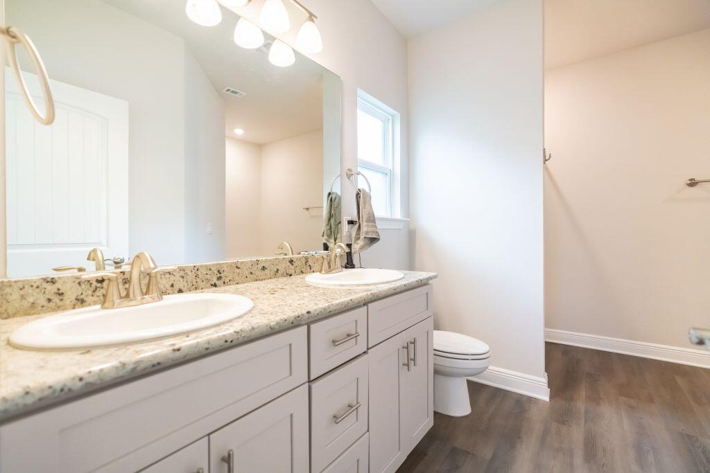 RIVERWALK PH I - Residential