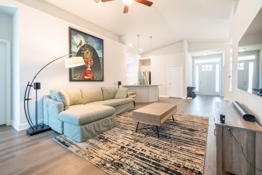 RIVERWALK PH I - Residential