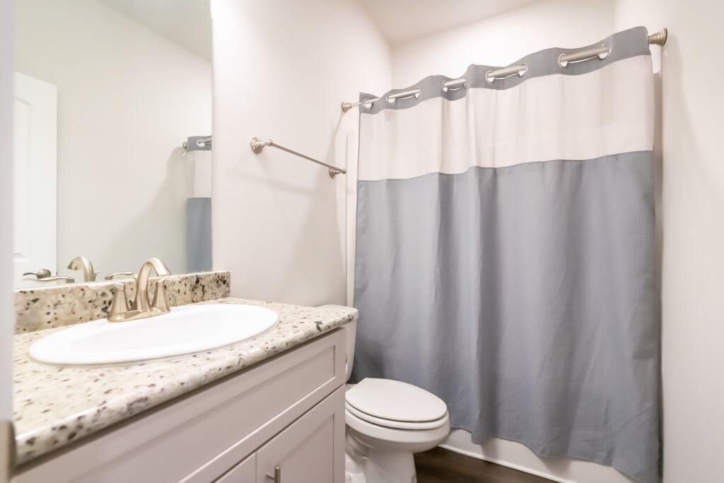 RIVERWALK PH I - Residential