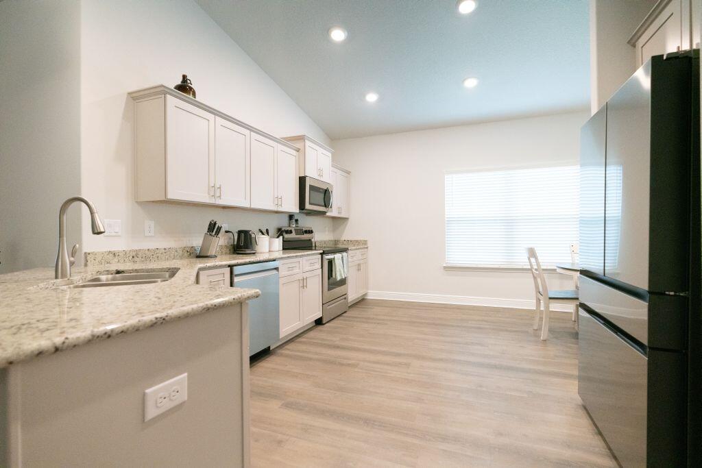 RIVERWALK PH I - Residential