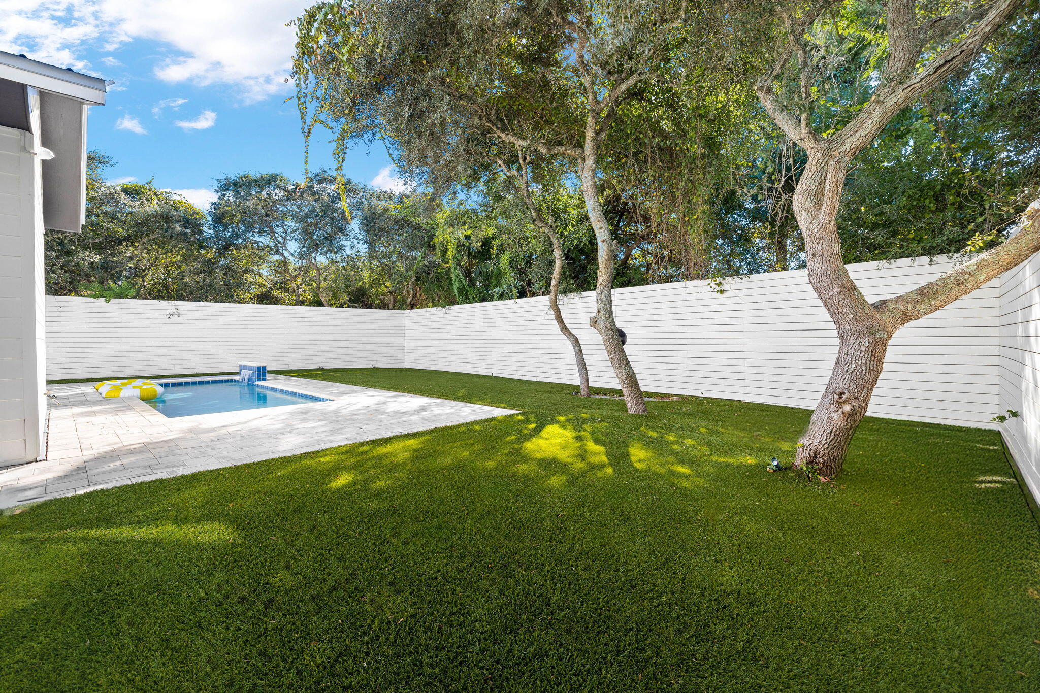 SAND CLIFFS - Residential