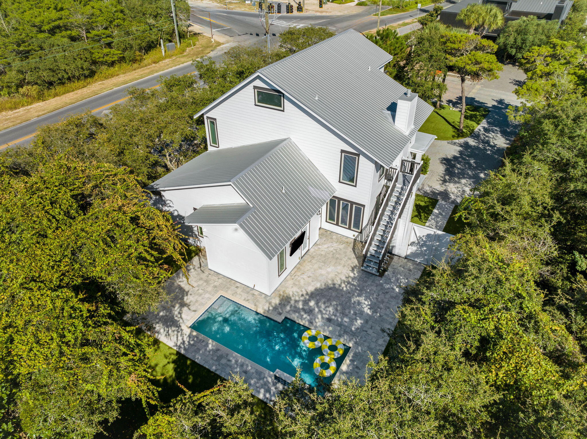 SAND CLIFFS - Residential