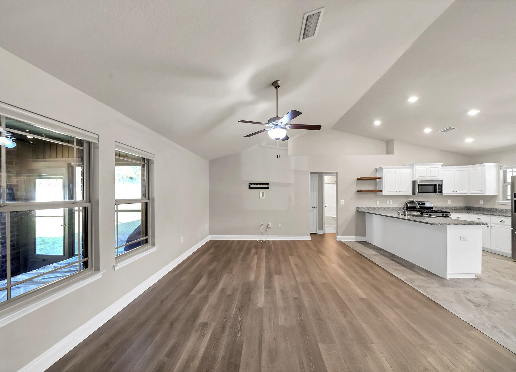 ZARCHARY ESTATES - Residential