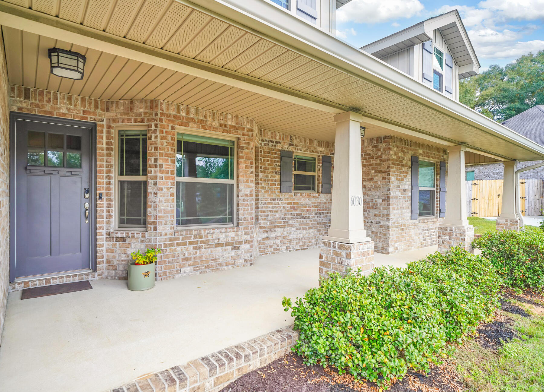 ZARCHARY ESTATES - Residential