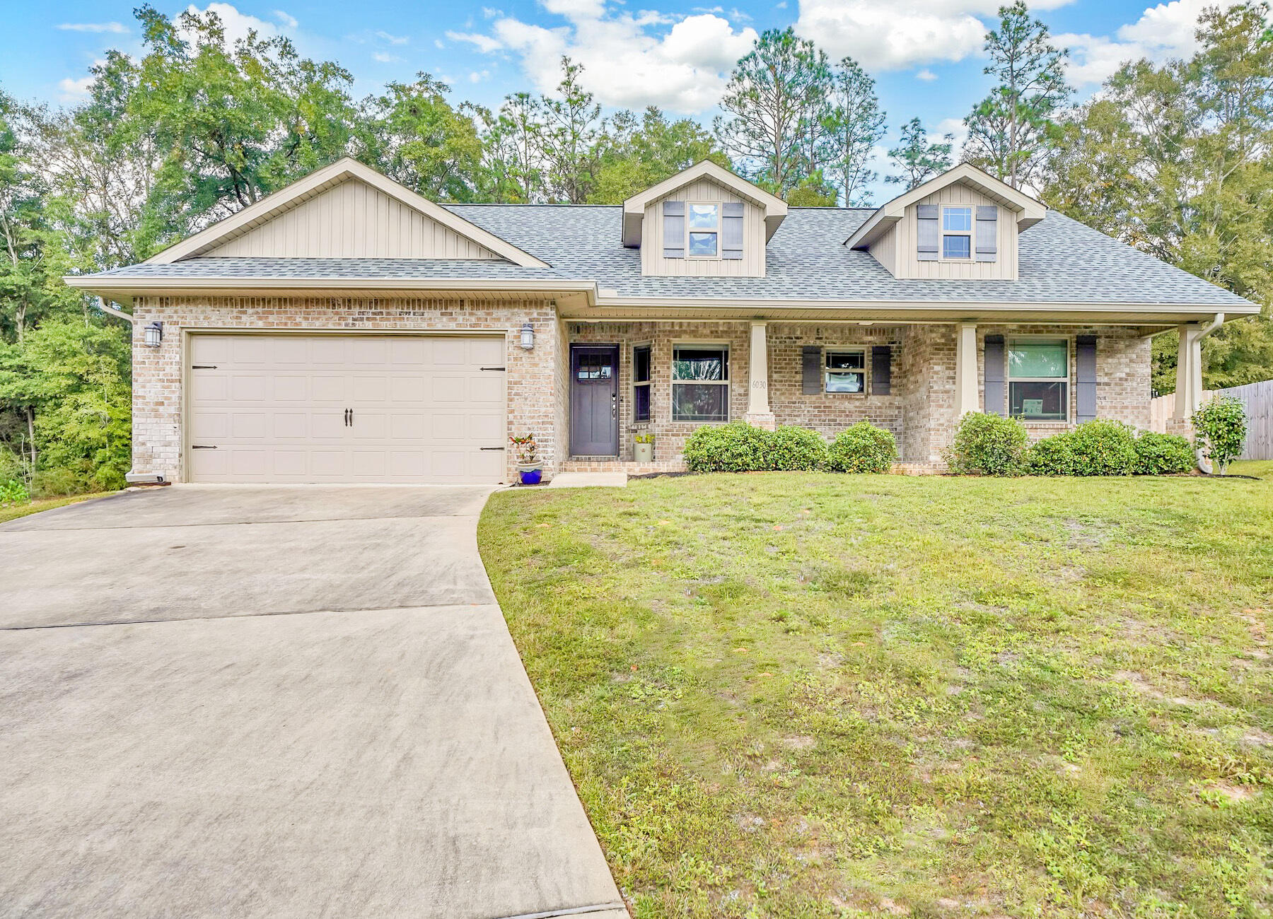 ZARCHARY ESTATES - Residential