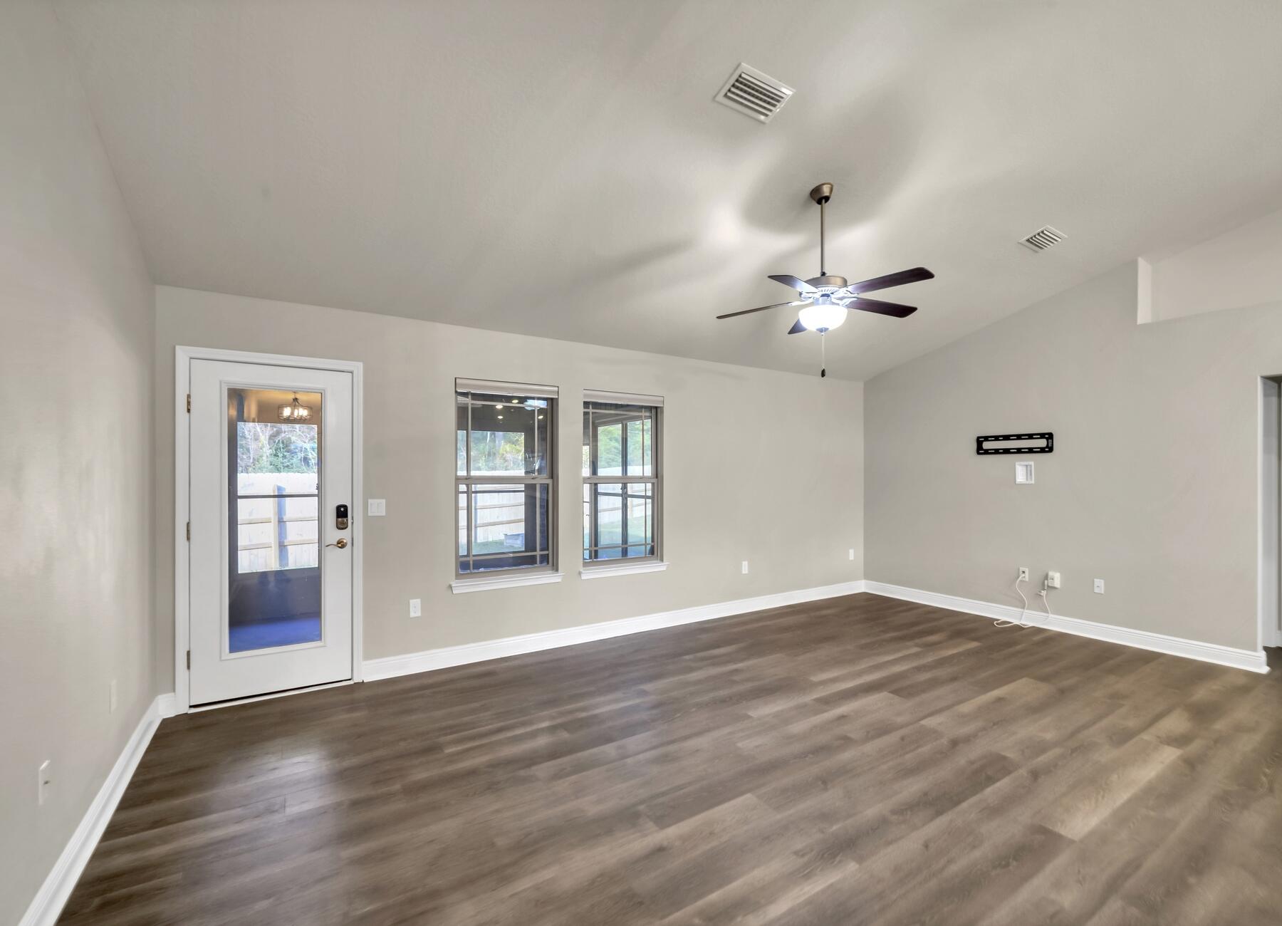 ZARCHARY ESTATES - Residential