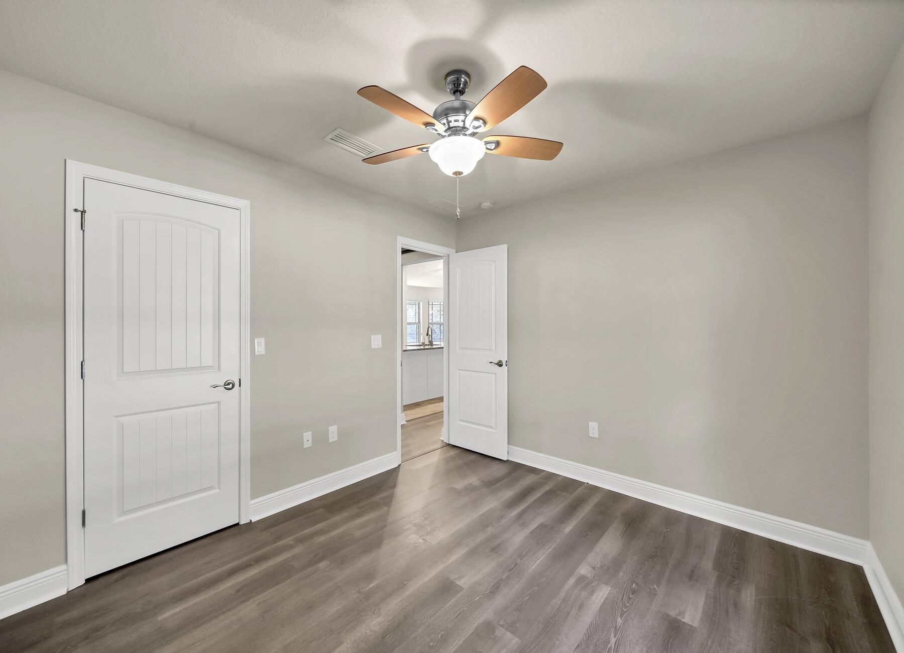 ZARCHARY ESTATES - Residential