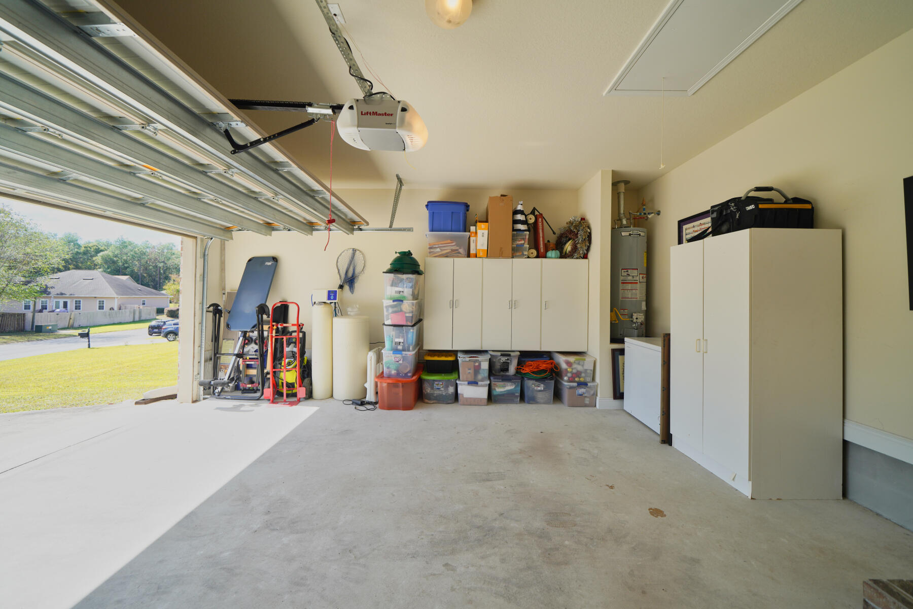 ZARCHARY ESTATES - Residential